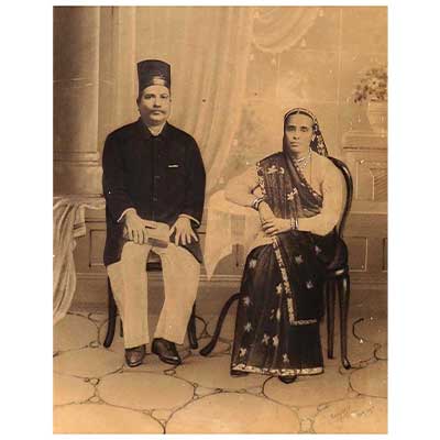  Parsi Couple